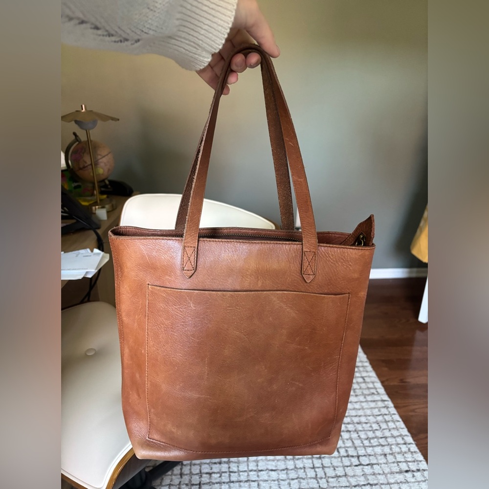 Madewell Zip Top Transport Tote in English Saddle